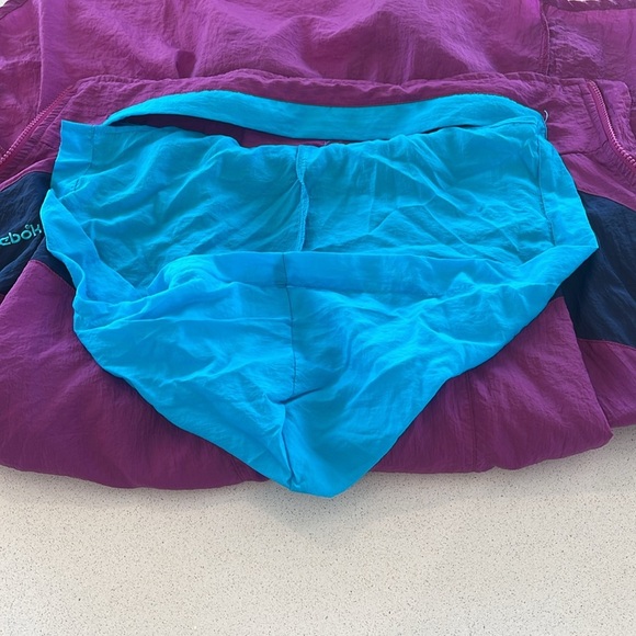 Vintage Women’s Reebok Windbreaker Size Small - Picture 13 of 15